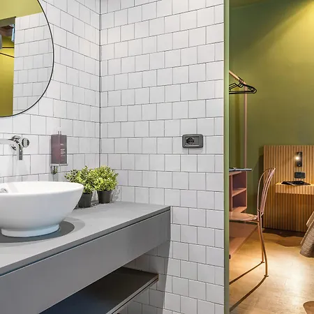 Hotel Vagabond 3*